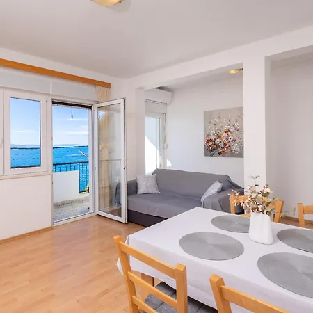 Wavepoint Apartment Jesenice (Split-Dalmatia)