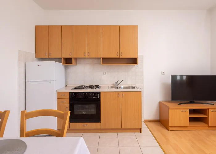 Wavepoint * Jesenice (Split-Dalmatia)